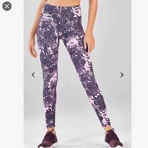 Fabletics Powerhold Salar Leggings 7/8 length